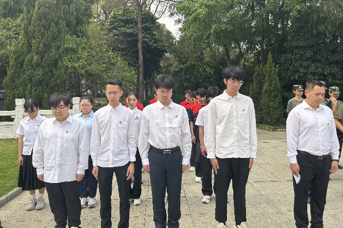 1743991518820085238.jpg 全體(tǐ)默哀.jpg