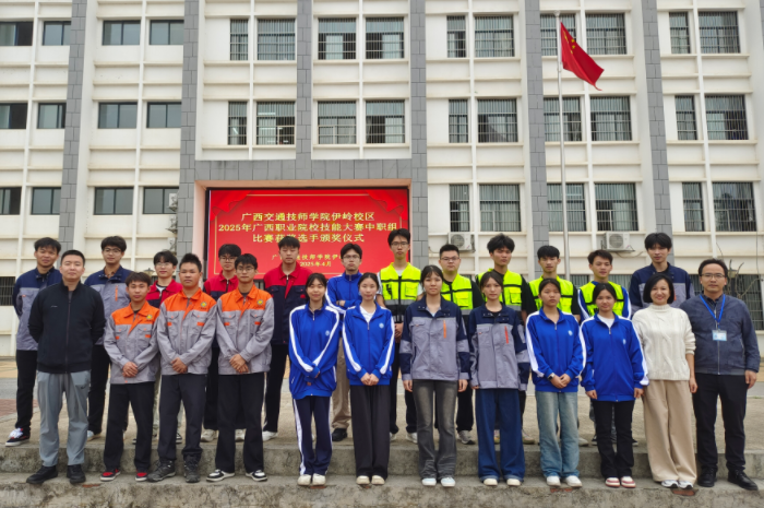 1744158489331071213.png 4.png